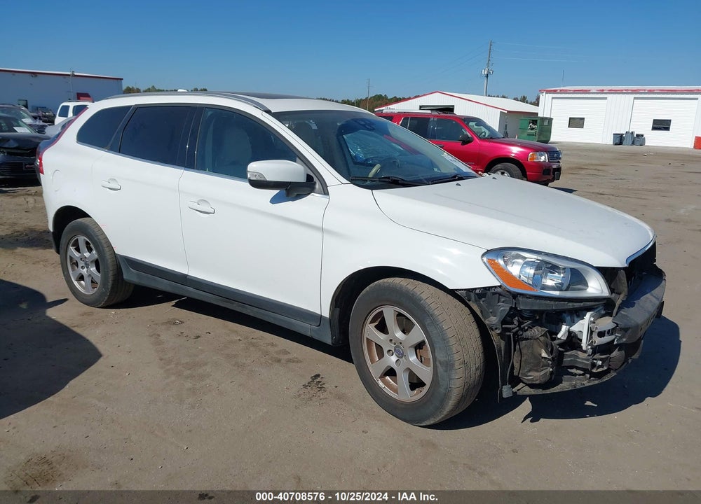 2011 VOLVO XC60 3.2/3.2 R-DESIGN VIN: YV4952DL1B2155587