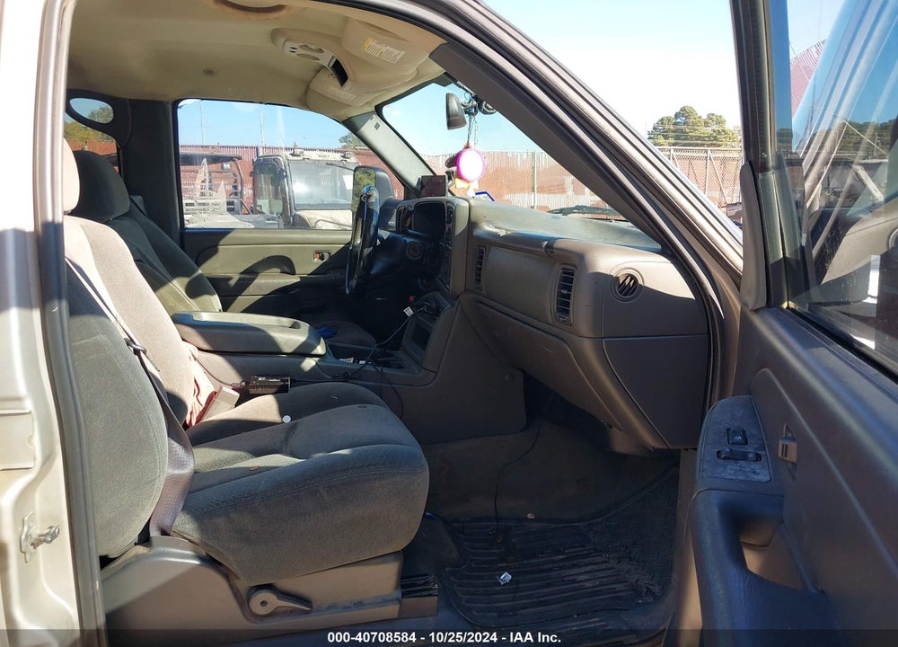 2004 CHEVROLET SILVERADO 2500HD LS VIN: 1GCHC23244F228363