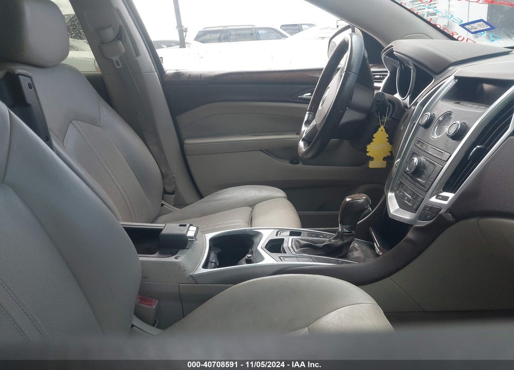 2011 CADILLAC SRX LUXURY COLLECTION VIN: 3GYFNAEY5BS653770