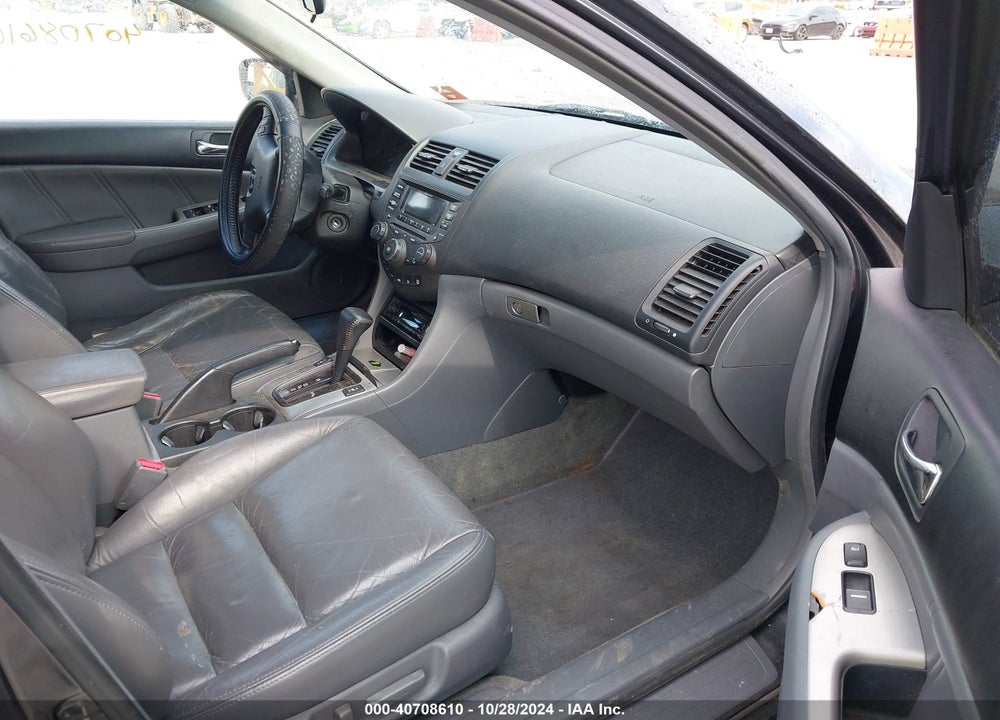 2004 HONDA ACCORD 3.0 EX VIN: 1HGCM66524A095928
