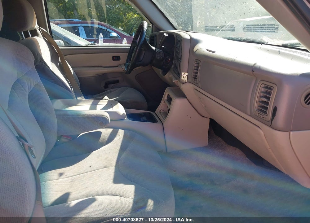 2001 GMC YUKON XL 2500 SLE VIN: 3GKGC26UX1G208951