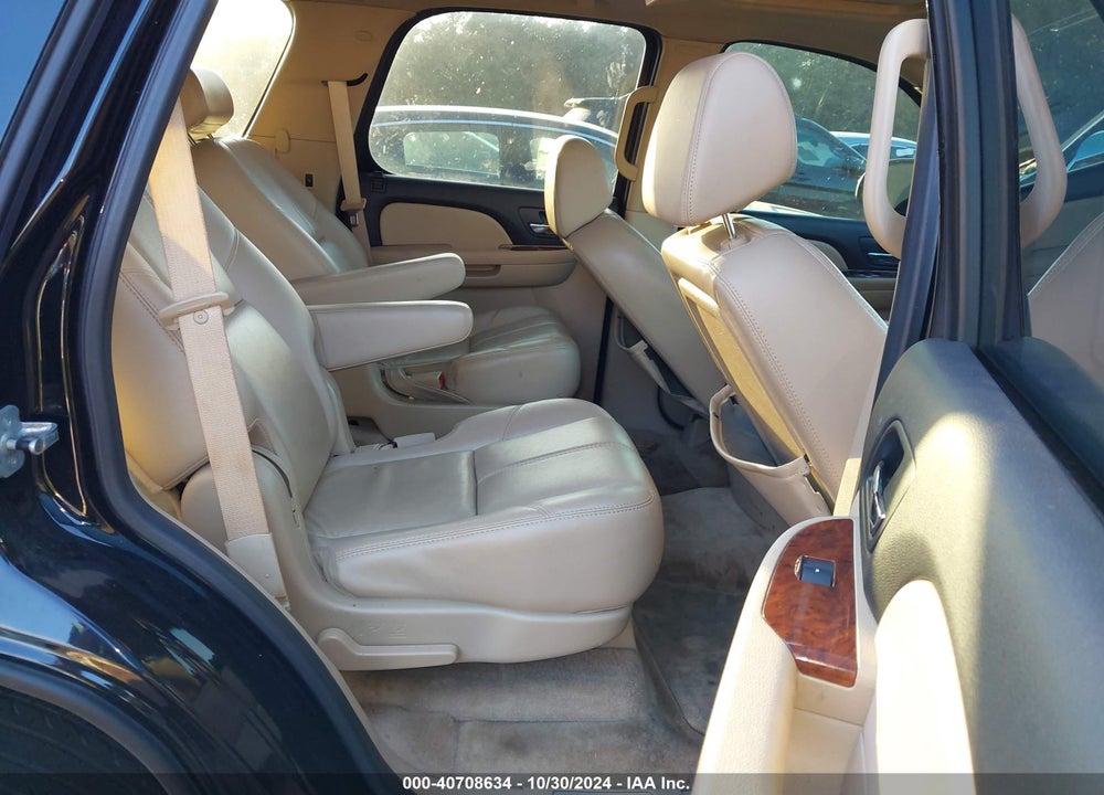 2008 CHEVROLET TAHOE LTZ VIN: 1GNFC13038R101289