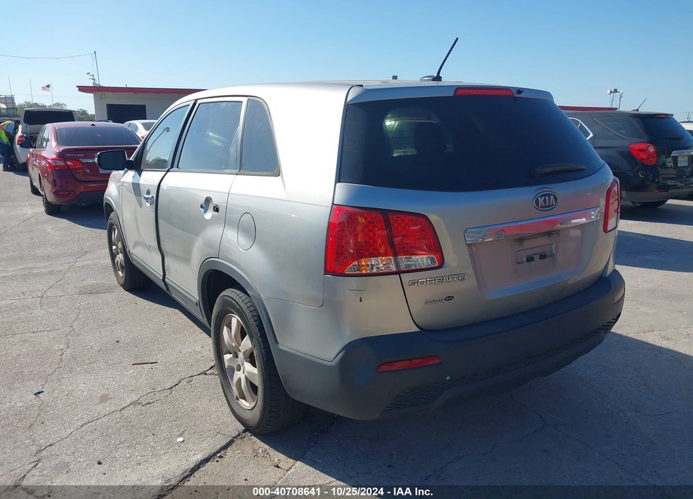 2012 KIA SORENTO LX VIN: 5XYKT4A14CG286402
