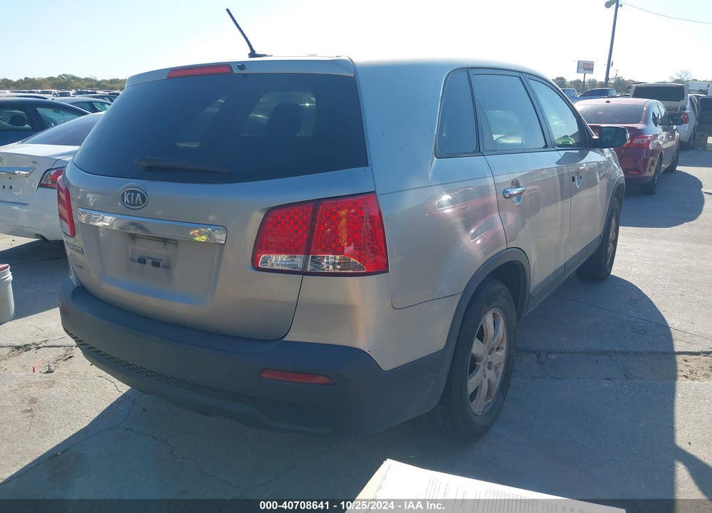 2012 KIA SORENTO LX VIN: 5XYKT4A14CG286402