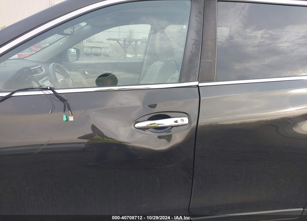 2016 NISSAN ROGUE SL VIN: 5N1AT2MV7GC758306