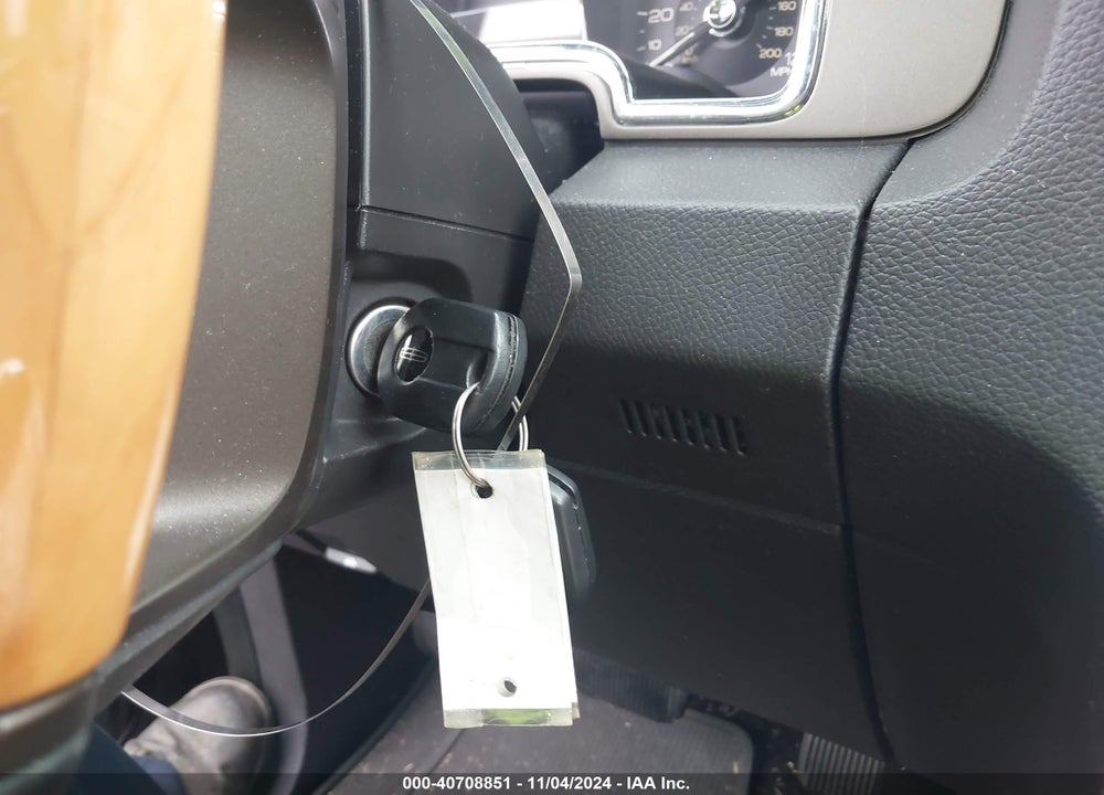2013 LINCOLN NAVIGATOR VIN: 5LMJJ2H50DEL01852