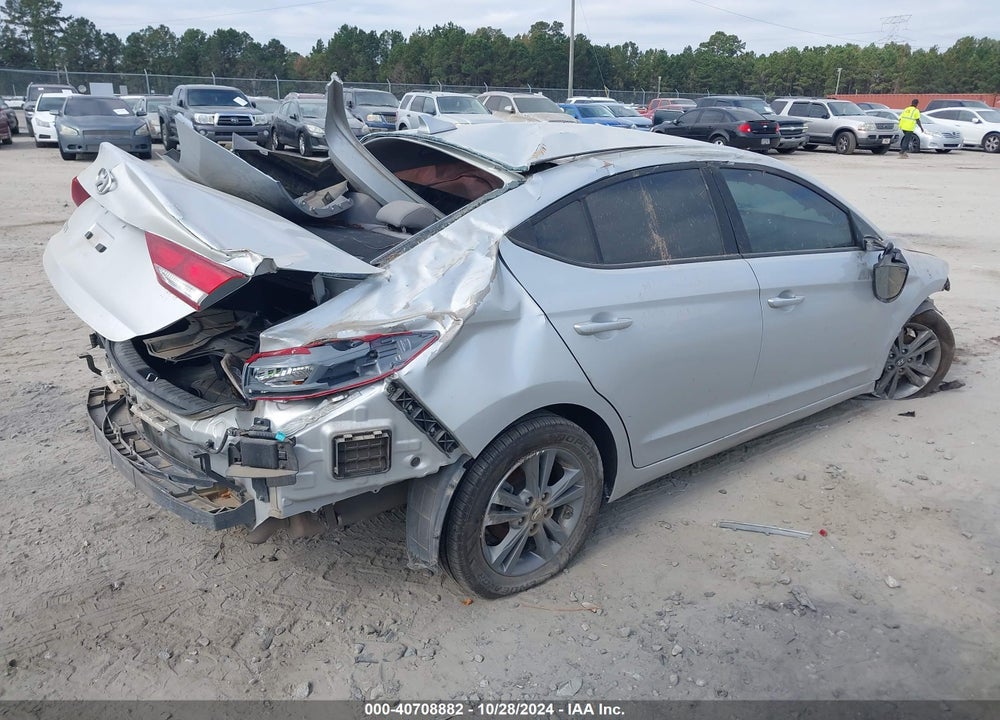 2018 HYUNDAI ELANTRA SEL VIN: 5NPD84LF0JH305827