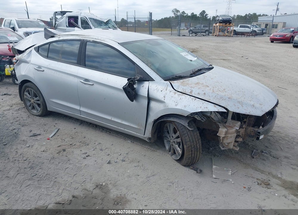 2018 HYUNDAI ELANTRA SEL VIN: 5NPD84LF0JH305827