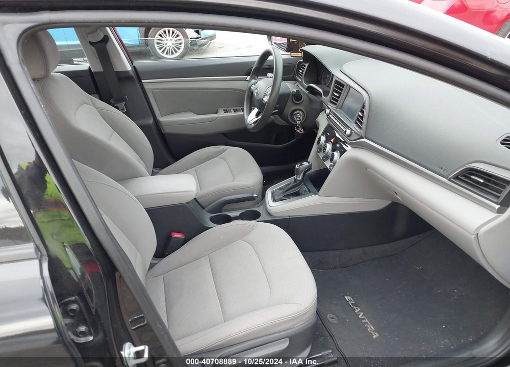 2019 HYUNDAI ELANTRA SEL VIN: 5NPD84LF9KH414532