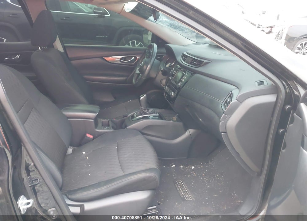 2017 NISSAN ROGUE SV VIN: 5N1AT2MT3HC758075