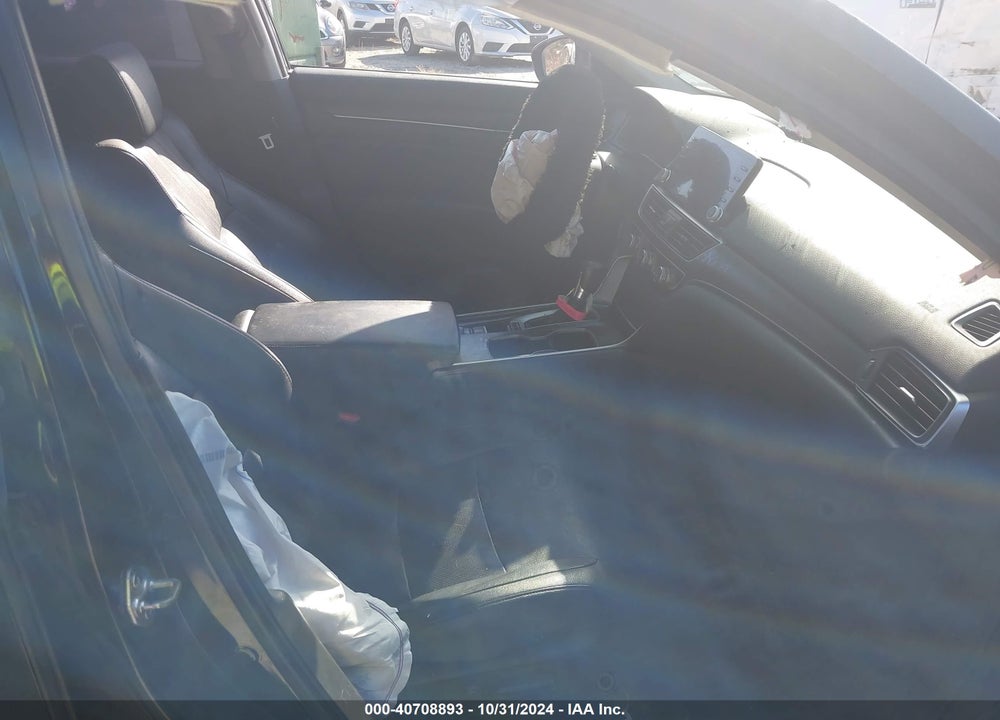 2018 HONDA ACCORD EX-L VIN: 1HGCV1F51JA029382