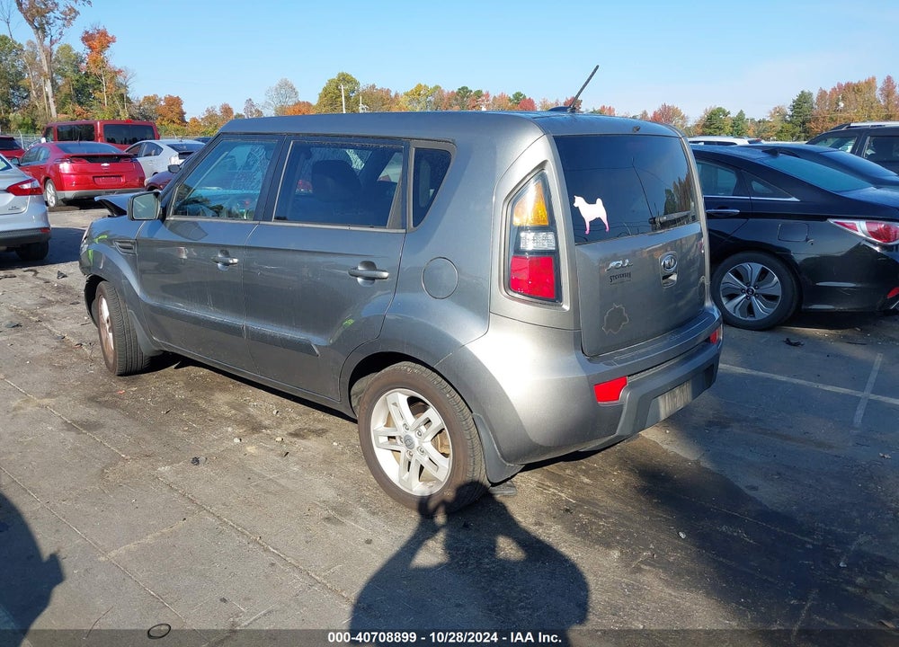 2011 KIA SOUL VIN: KNDJT2A26B7318240