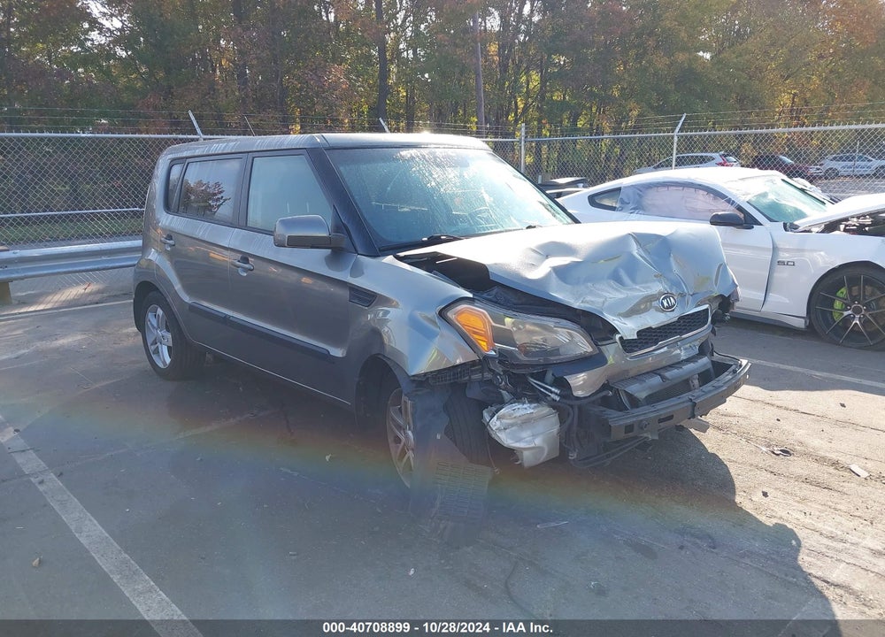 2011 KIA SOUL VIN: KNDJT2A26B7318240