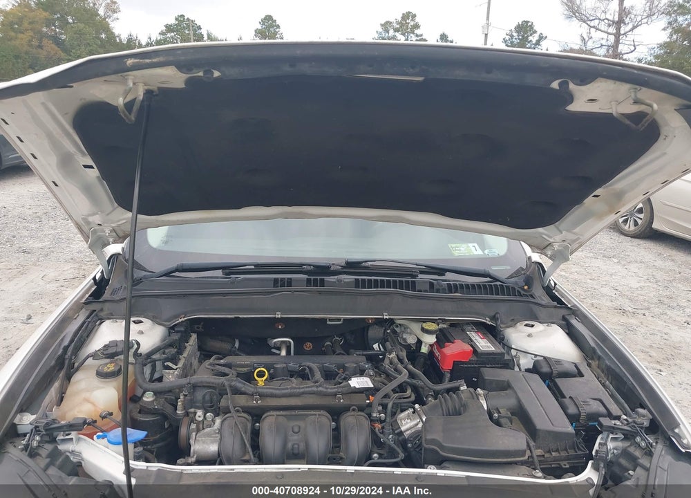 2014 FORD FUSION SE VIN: 1FA6P0H76E5405710