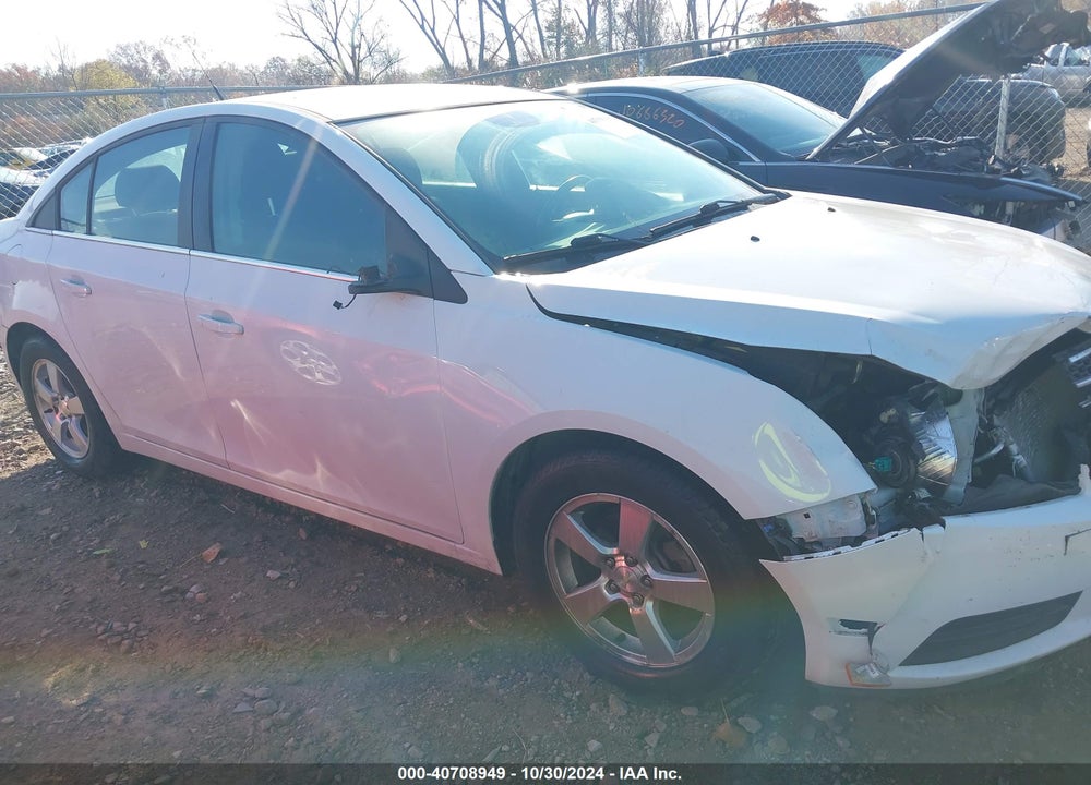 2014 CHEVROLET CRUZE 1LT AUTO VIN: 1G1PC5SB9E7173377