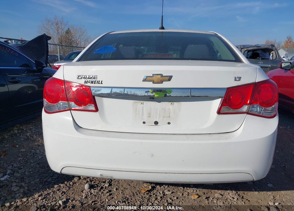 2014 CHEVROLET CRUZE 1LT AUTO VIN: 1G1PC5SB9E7173377
