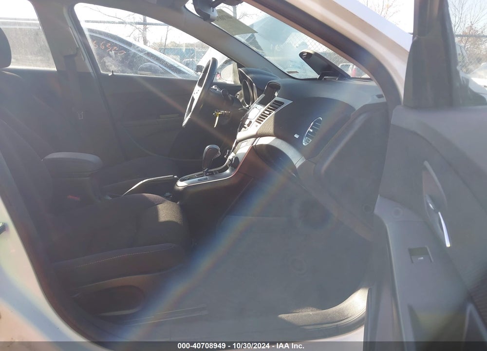 2014 CHEVROLET CRUZE 1LT AUTO VIN: 1G1PC5SB9E7173377
