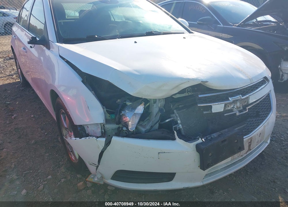 2014 CHEVROLET CRUZE 1LT AUTO VIN: 1G1PC5SB9E7173377