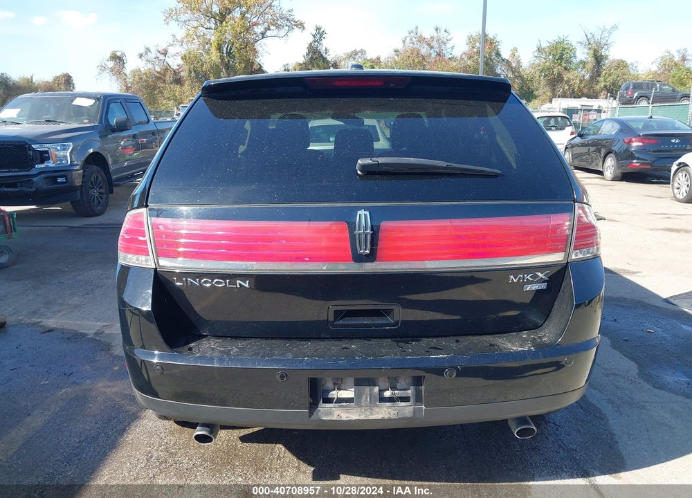 2008 LINCOLN MKX VIN: 2LMDU88C78BJ15644