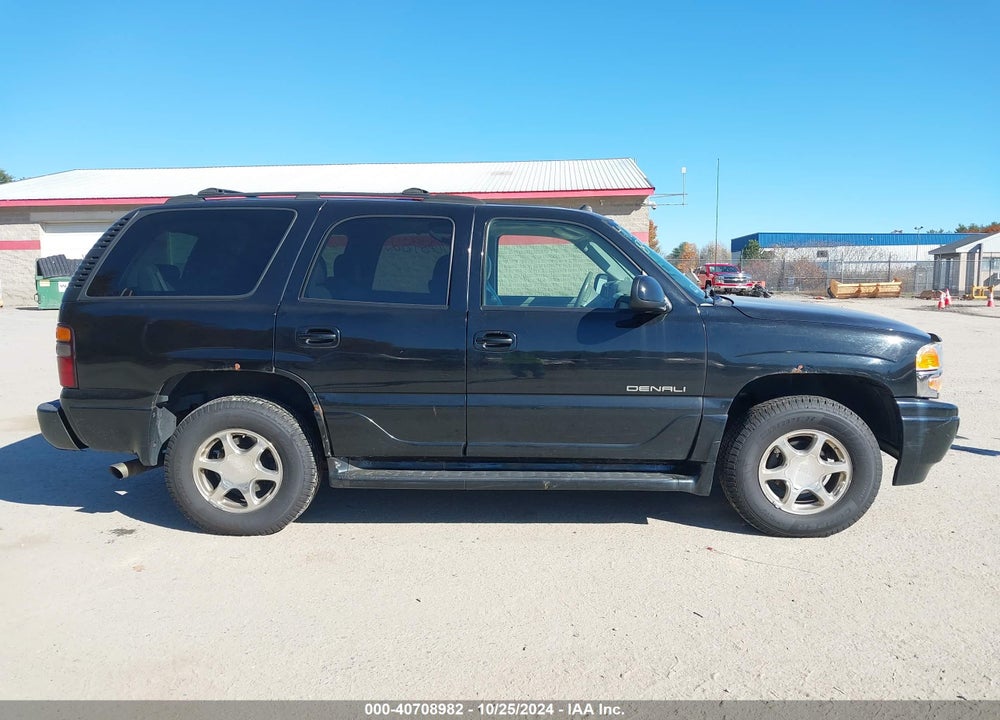 2005 GMC YUKON DENALI VIN: 1GKEK63U65J185680