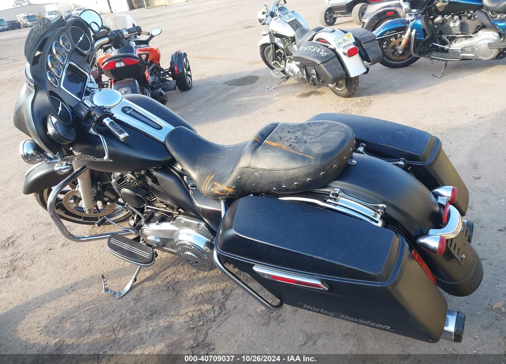2020 HARLEY-DAVIDSON FLHX VIN: 1HD1KBC1XLB650587