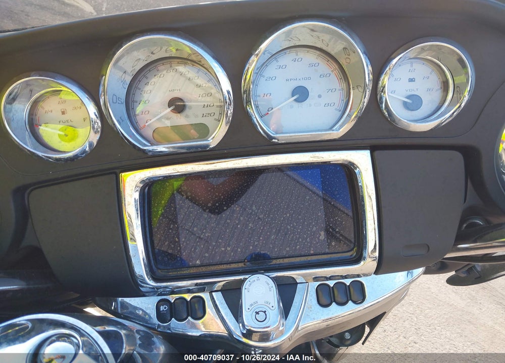 2020 HARLEY-DAVIDSON FLHX VIN: 1HD1KBC1XLB650587