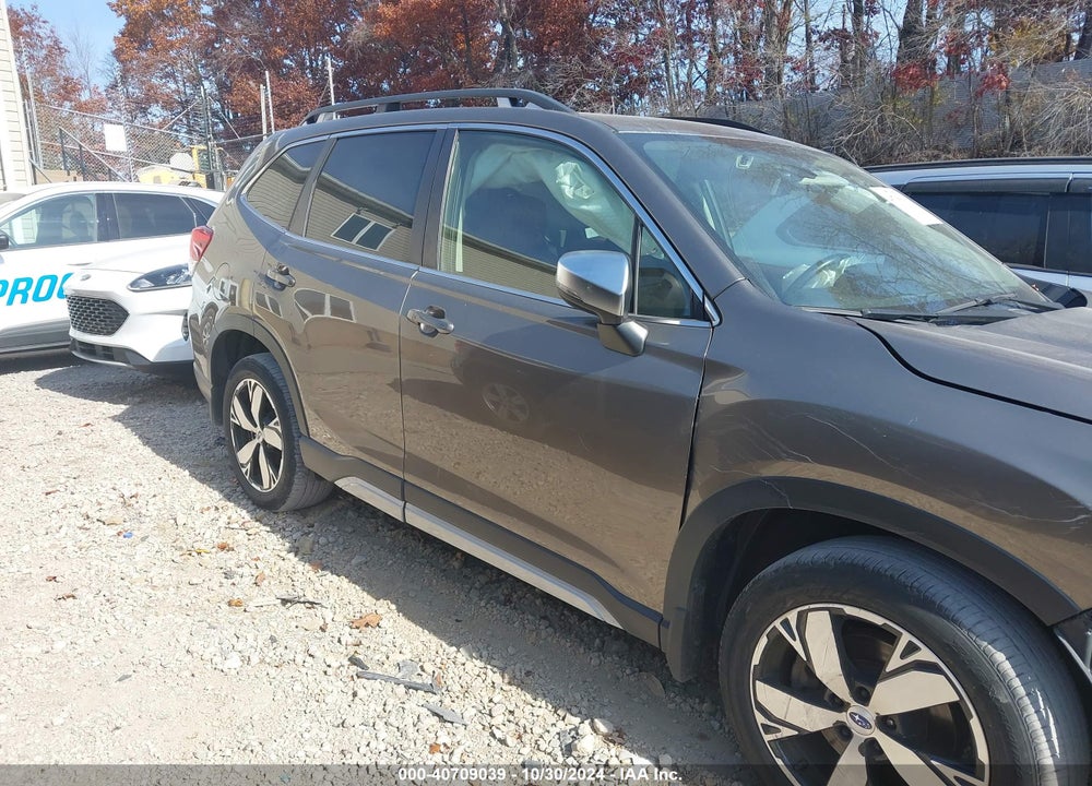 2021 SUBARU FORESTER TOURING VIN: JF2SKAXC8MH553870