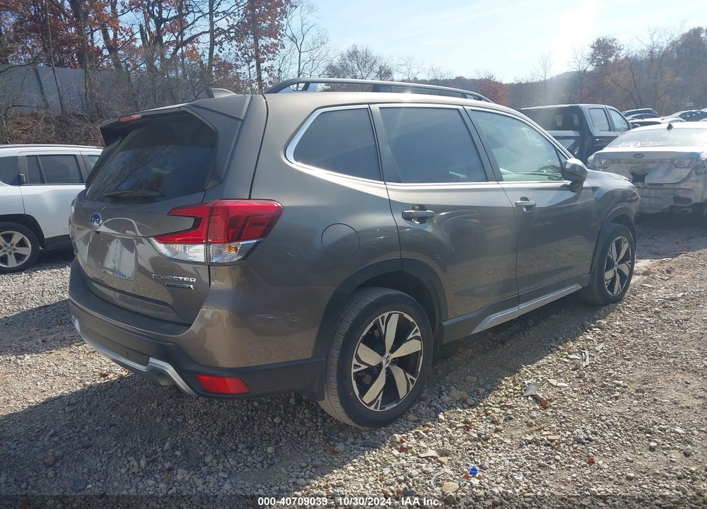 2021 SUBARU FORESTER TOURING VIN: JF2SKAXC8MH553870
