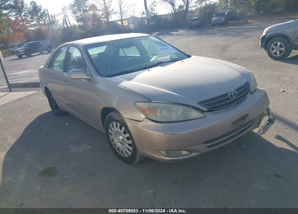 2004 TOYOTA CAMRY XLE VIN: 4T1BE30K04U841159