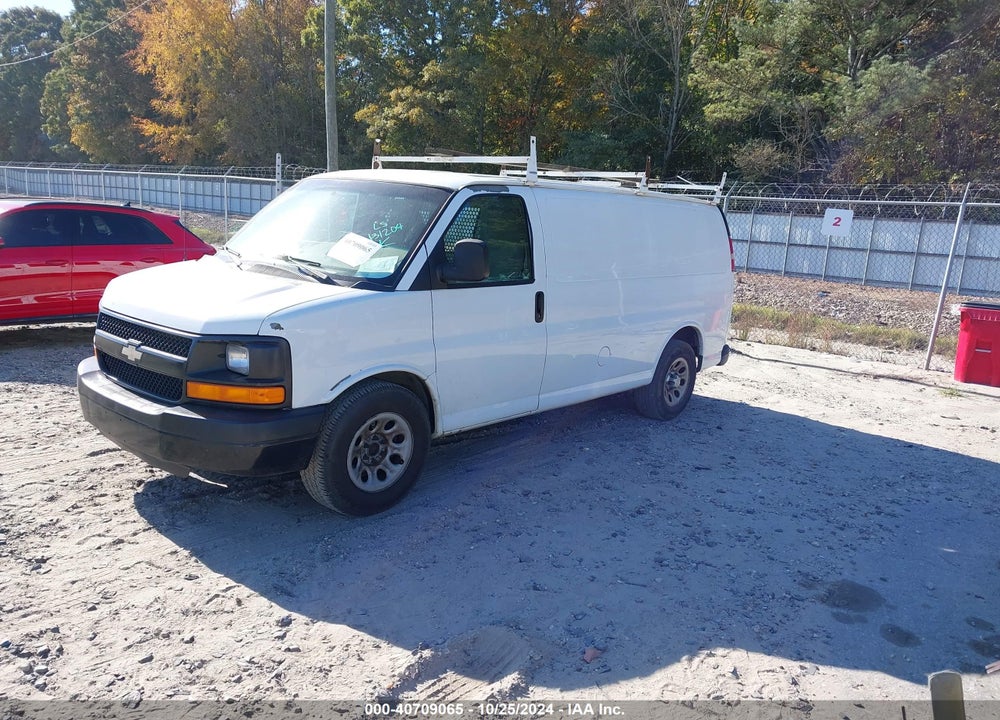2010 CHEVROLET EXPRESS 1500 WORK VAN VIN: 1GCUGADX3A1131204
