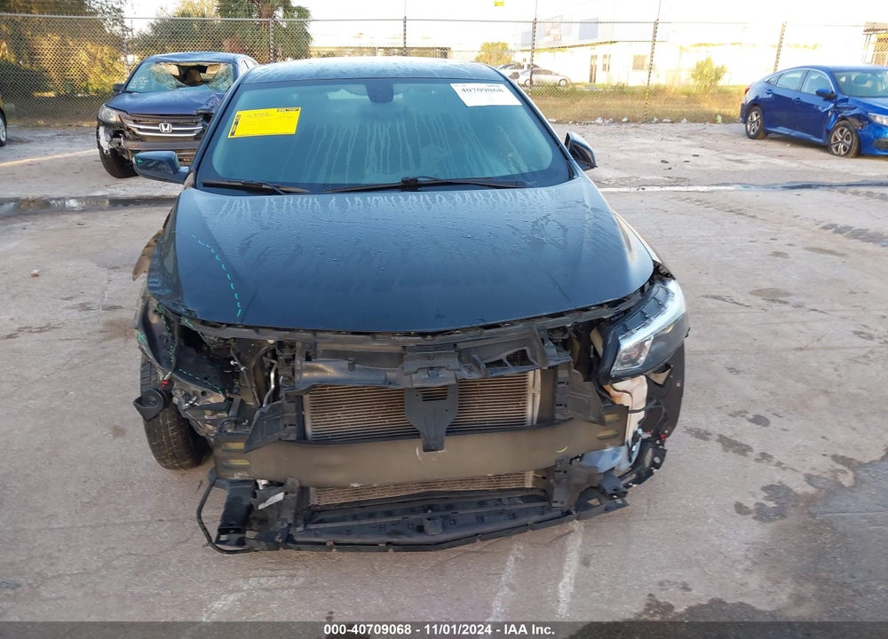 2018 CHEVROLET MALIBU VIN: IG1ZD5ST1JF159360