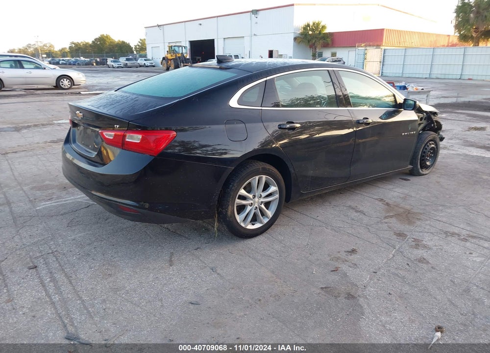 2018 CHEVROLET MALIBU VIN: IG1ZD5ST1JF159360