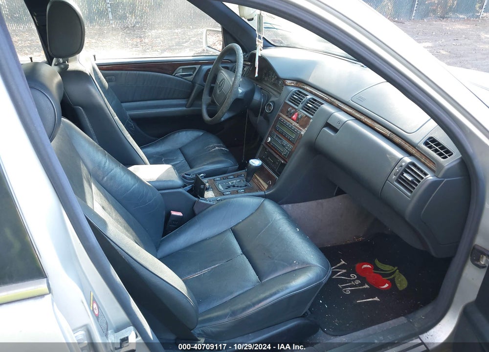 1997 MERCEDES-BENZ E 420 VIN: WDBJF72F4VA418798