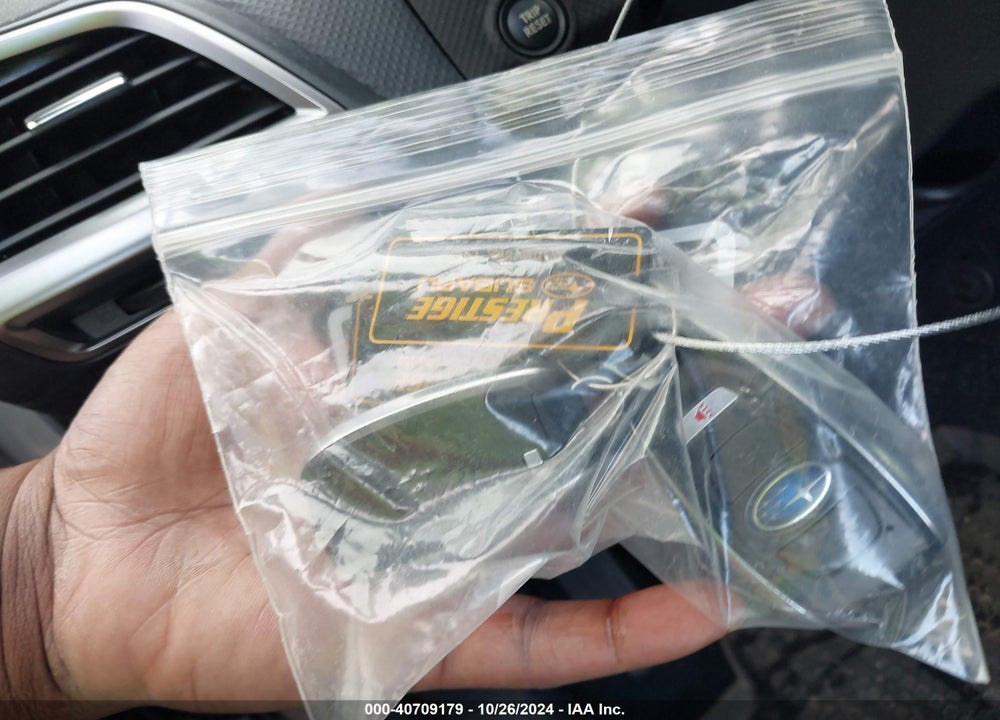2019 SUBARU FORESTER LIMITED VIN: JF2SKAUC8KH588362