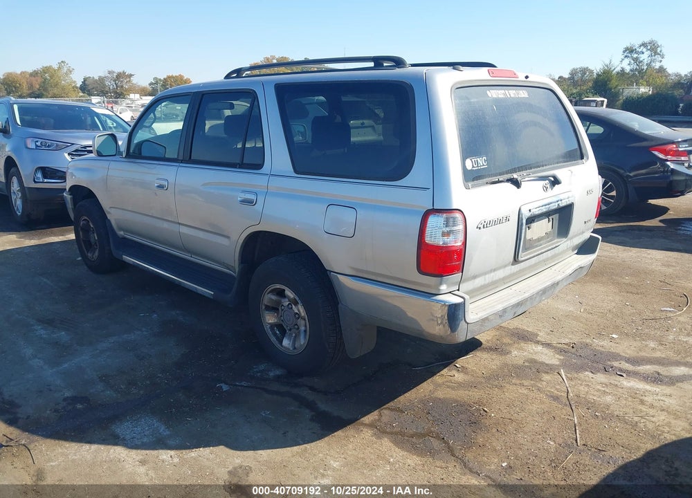 2002 TOYOTA 4RUNNER SR5 V6 VIN: JT3GN86R220255471
