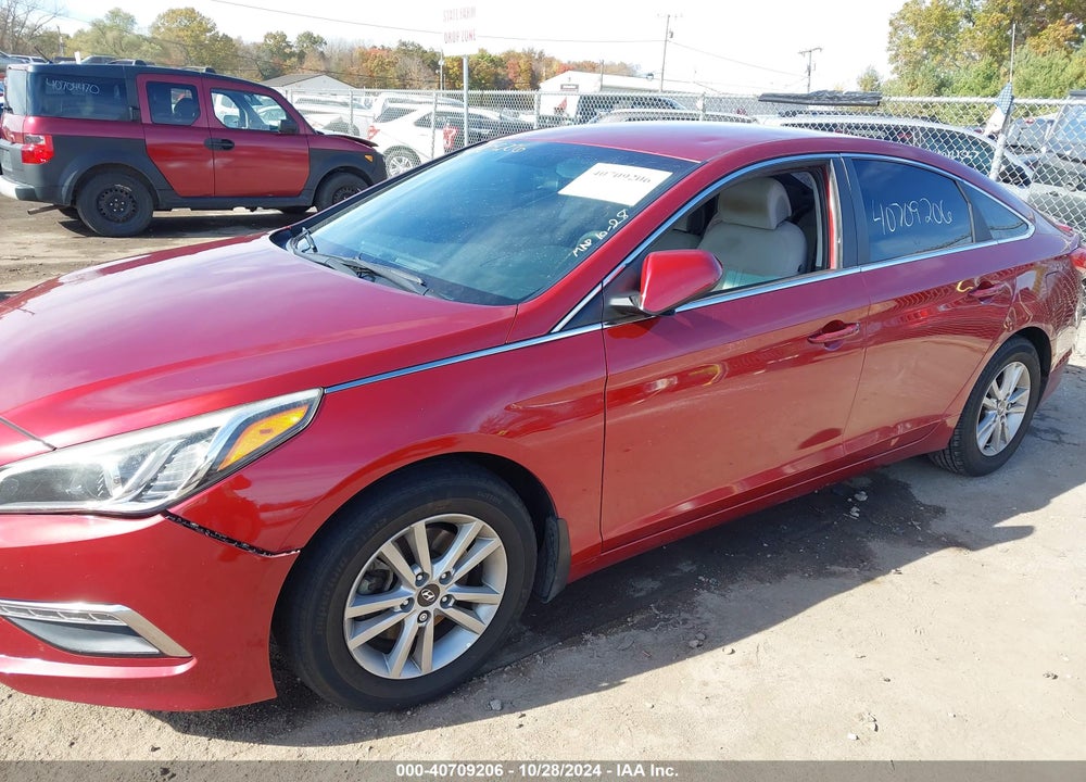 2015 HYUNDAI SONATA SE VIN: 5NPE24AF5FH254695