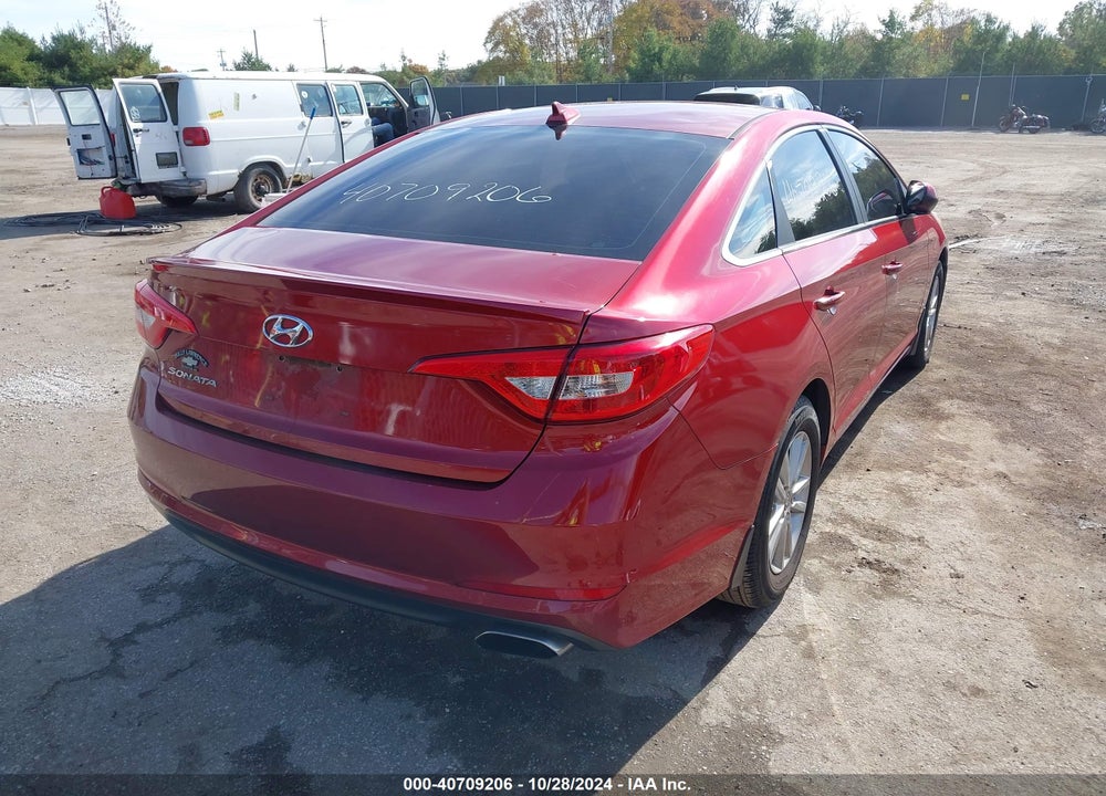 2015 HYUNDAI SONATA SE VIN: 5NPE24AF5FH254695
