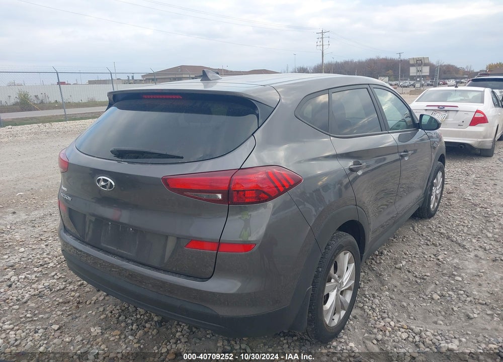 2020 HYUNDAI TUCSON SE VIN: KM8J23A40LU241812