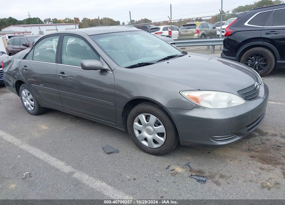 2004 TOYOTA CAMRY LE VIN: 4T1BE32K84U851466