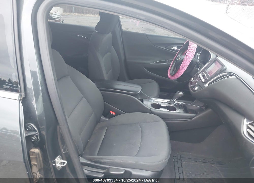 2017 CHEVROLET MALIBU 1LT VIN: 1G1ZE5ST8HF113354