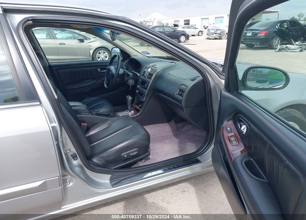 2000 INFINITI I30 LUXURY/TOURING VIN: JNKCA31A4YT115745