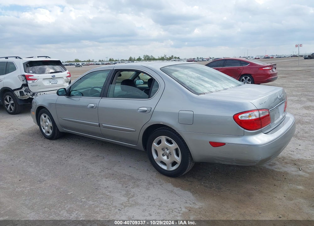 2000 INFINITI I30 LUXURY/TOURING VIN: JNKCA31A4YT115745