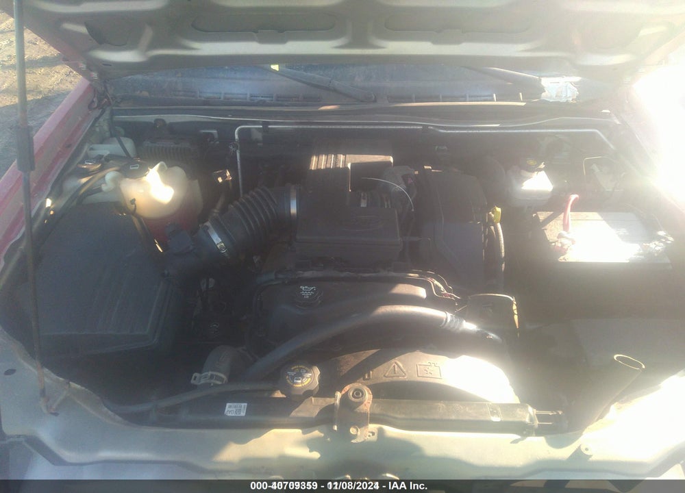 2005 CHEVROLET COLORADO LS VIN: 1GCDT136X58200178