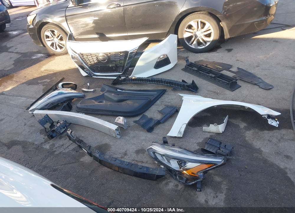2021 NISSAN ALTIMA SV FWD VIN: 1N4BL4DV0MN393994