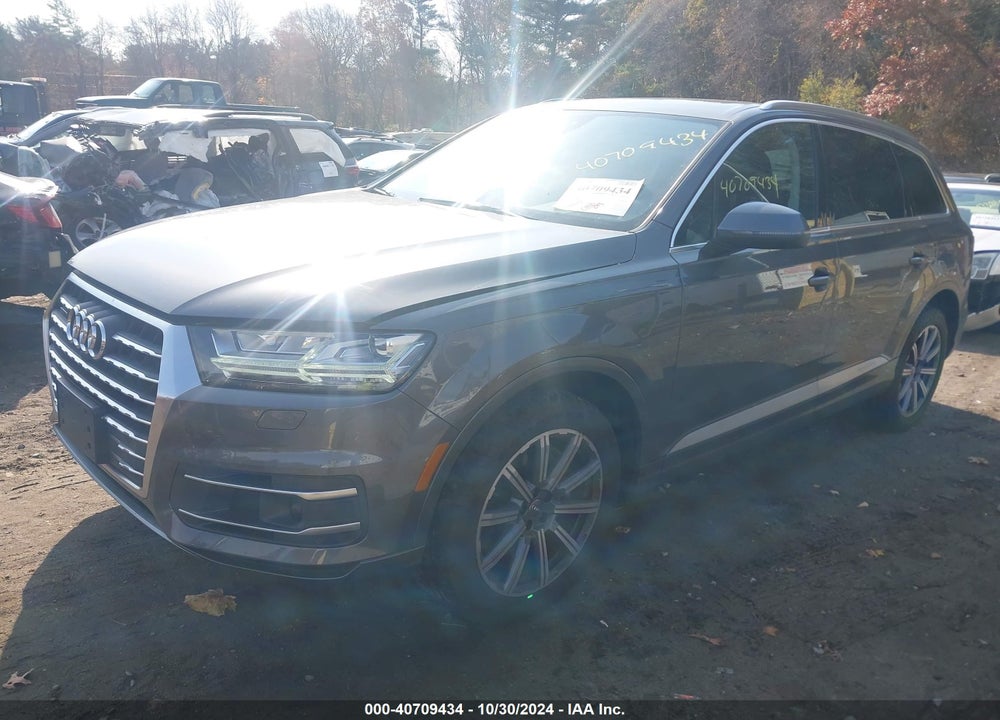 2018 AUDI Q7 3.0T PREMIUM VIN: WA1LAAF76JD038082