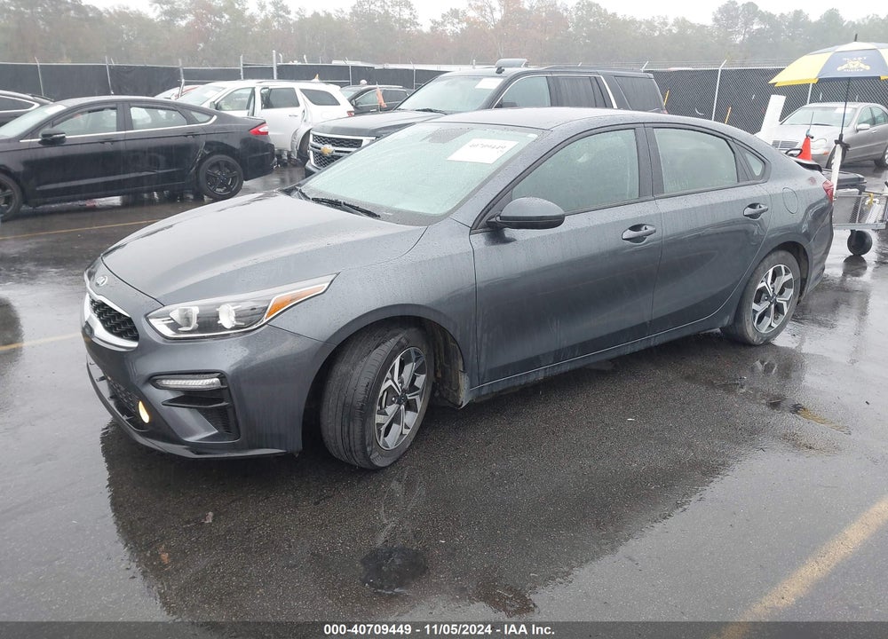 2019 KIA FORTE LXS VIN: 3KPF24AD7KE123592