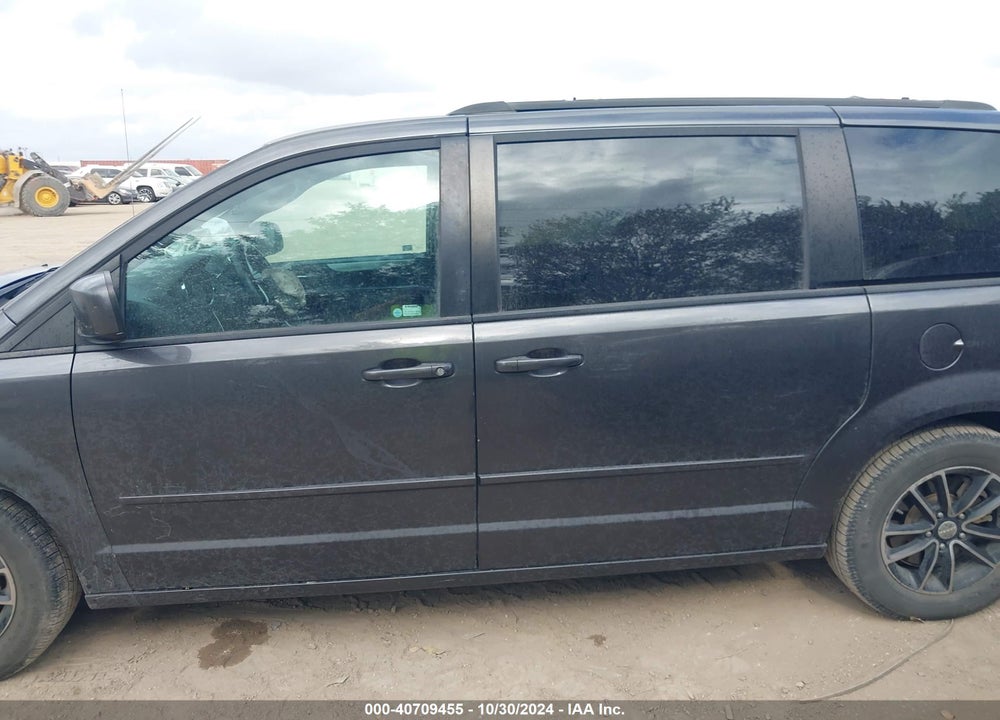 2017 DODGE GRAND CARAVAN GT VIN: 2C4RDGEG0HR746685