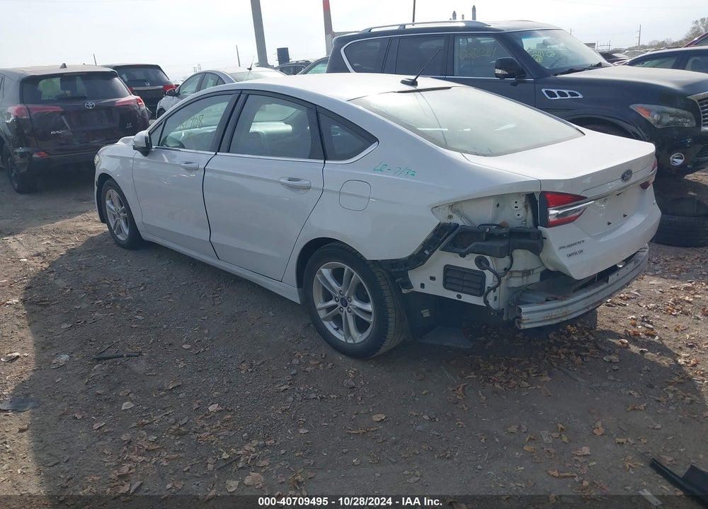 2018 FORD FUSION VIN: 3FA6P0H70JR123666