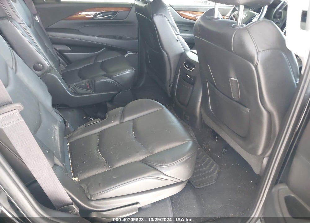 2015 CADILLAC ESCALADE LUXURY VIN: 1GYS4BKJ0FR267913