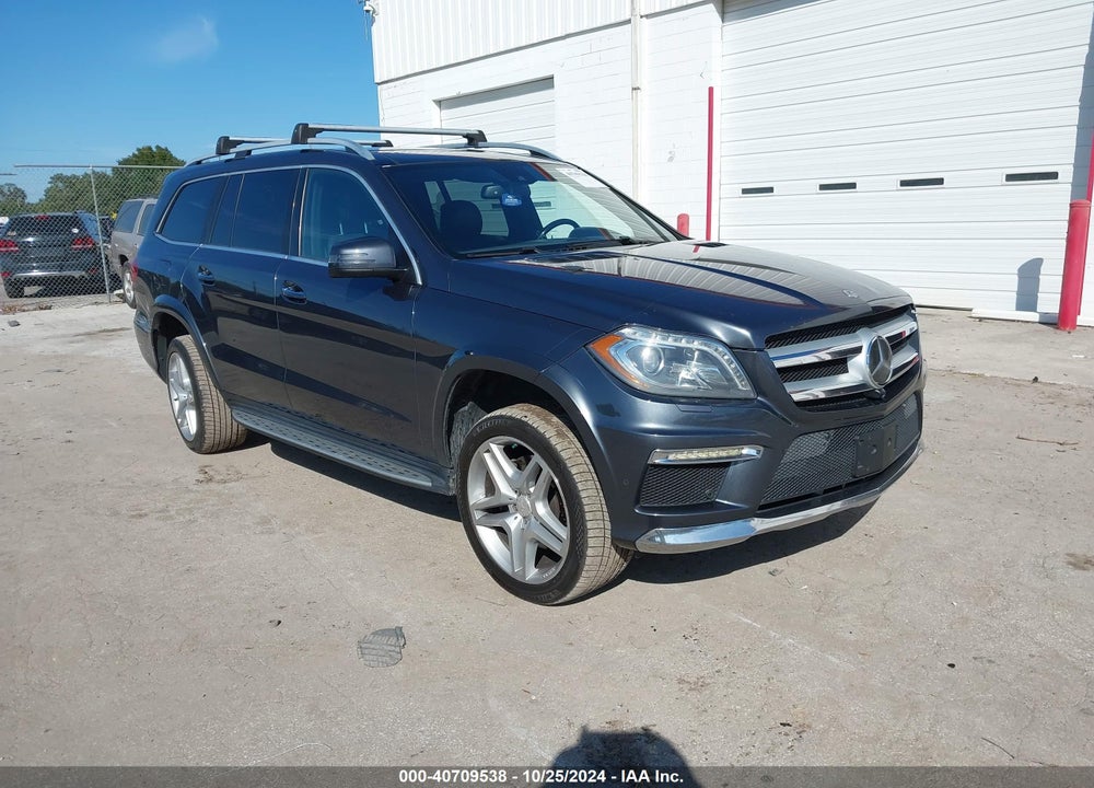 2013 MERCEDES-BENZ GL 550 4MATIC VIN: 4JGDF7DE1DA181796